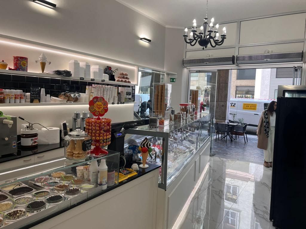 Arredamenti per locali MAGI SERVICE SRL a Firenze e Livorno Forniture complete per gelaterie, bar, pasticcerie e ristorazione
